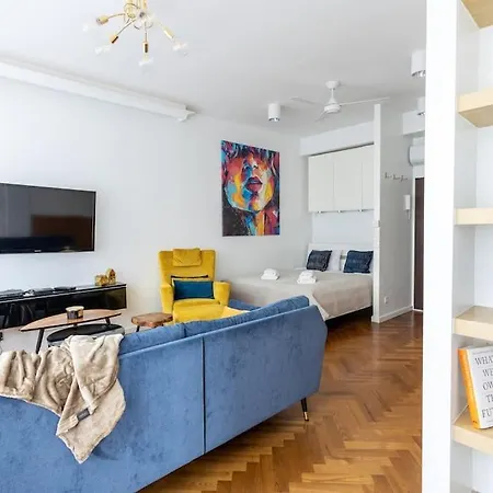 Urban Chic - City Center - Cozy - Zurawia Apartment Warsaw